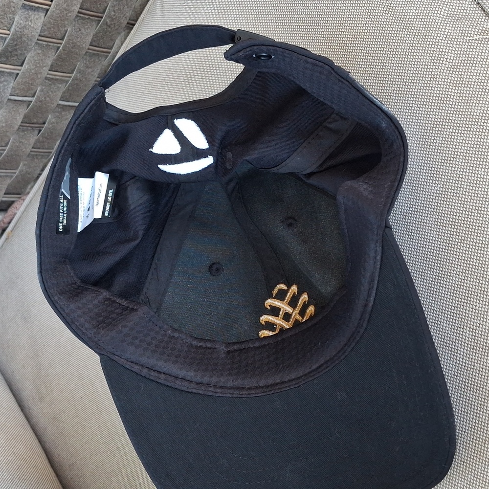 Black and Gold Baseball Cap - Picture 5 of 5